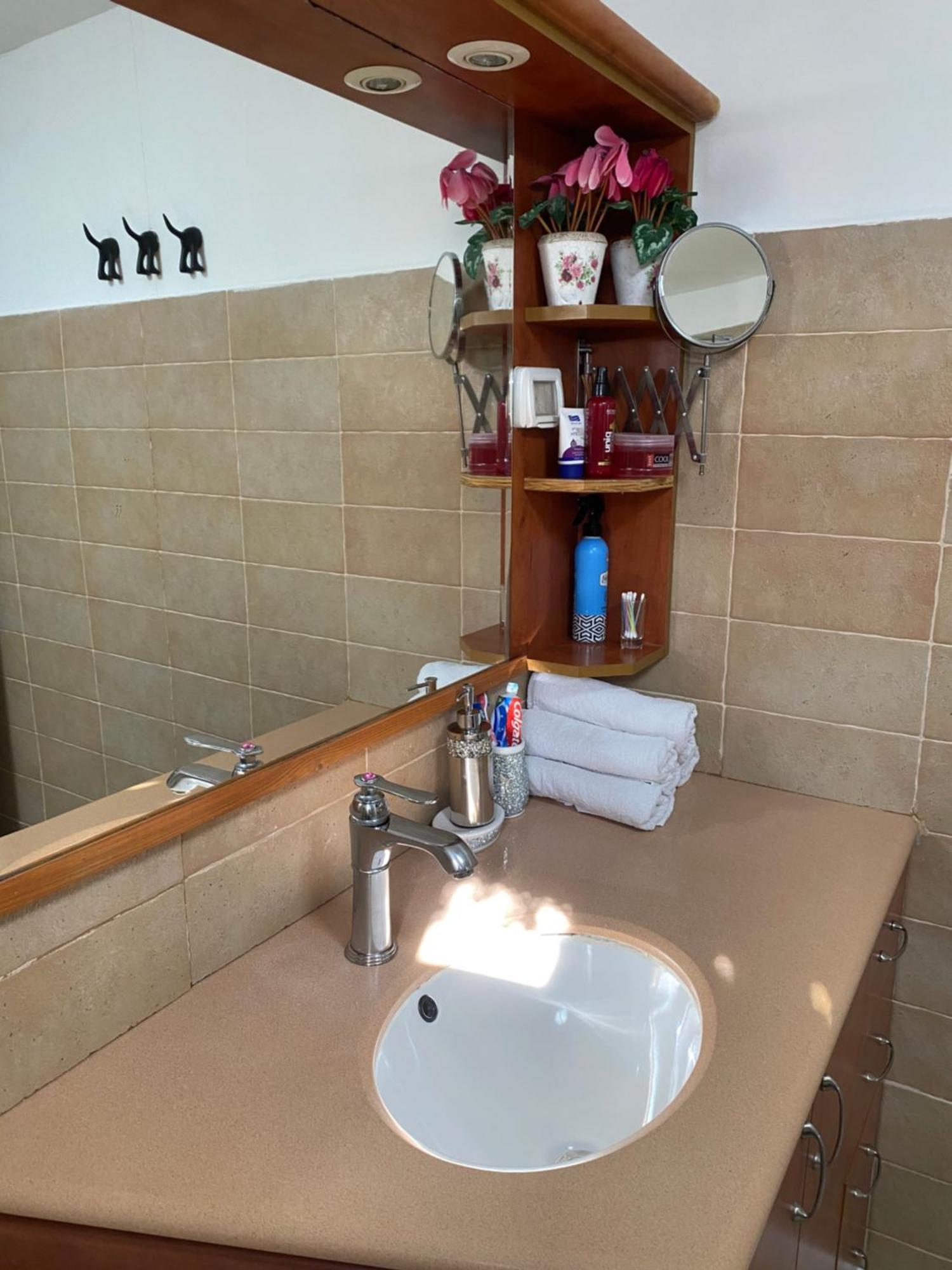 בין יער לים Villa Shelomi Luaran gambar