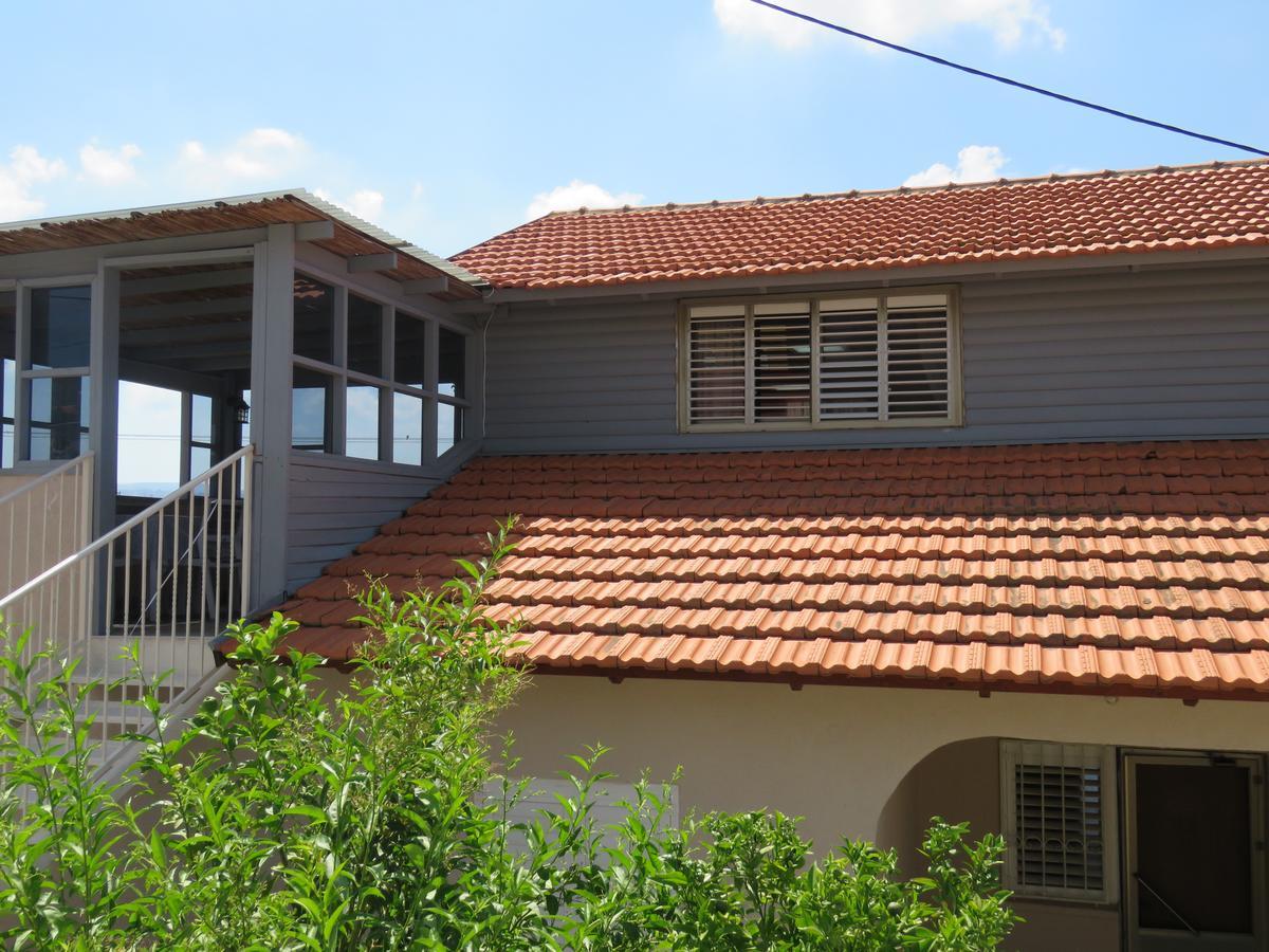 בין יער לים Villa Shelomi Luaran gambar