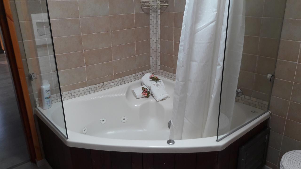 בין יער לים Villa Shelomi Luaran gambar